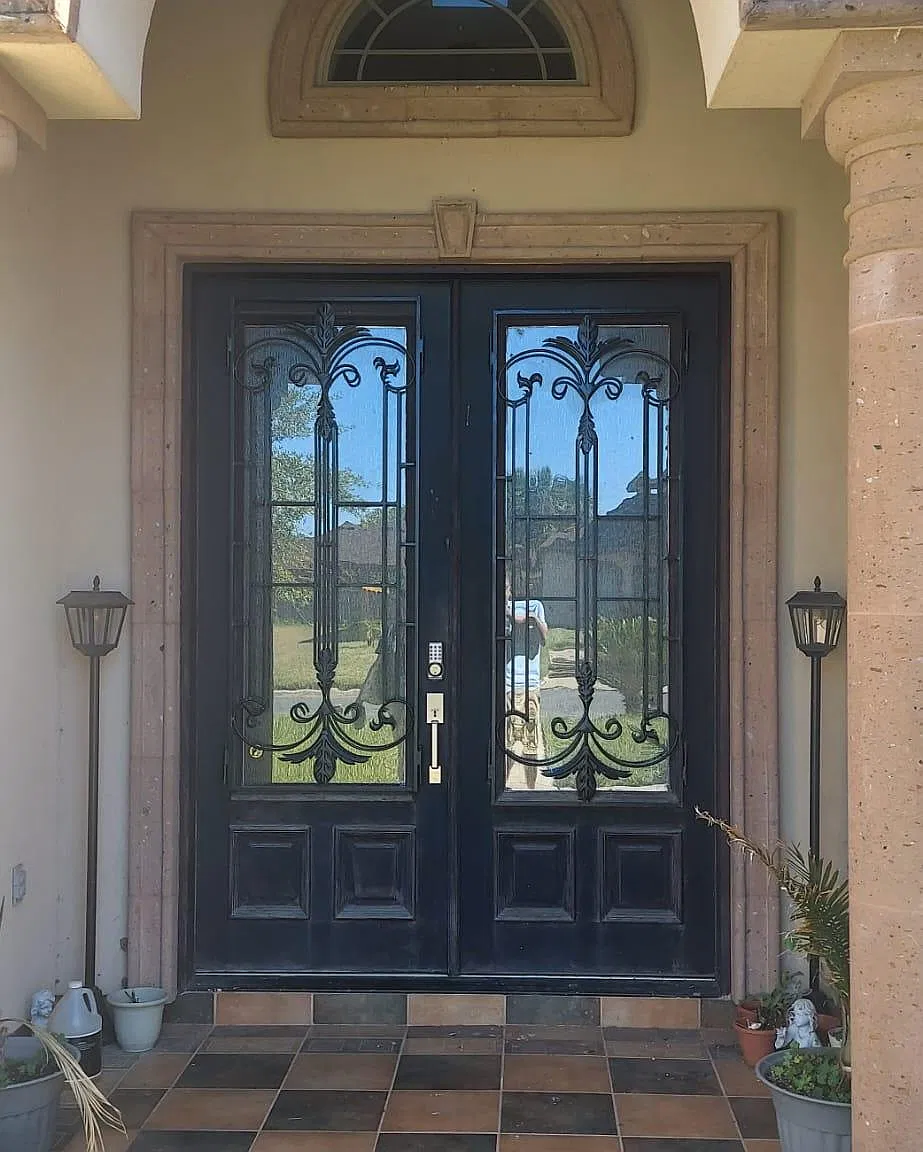 4 bed, 2619 sqft, $2,500 — Photo 4