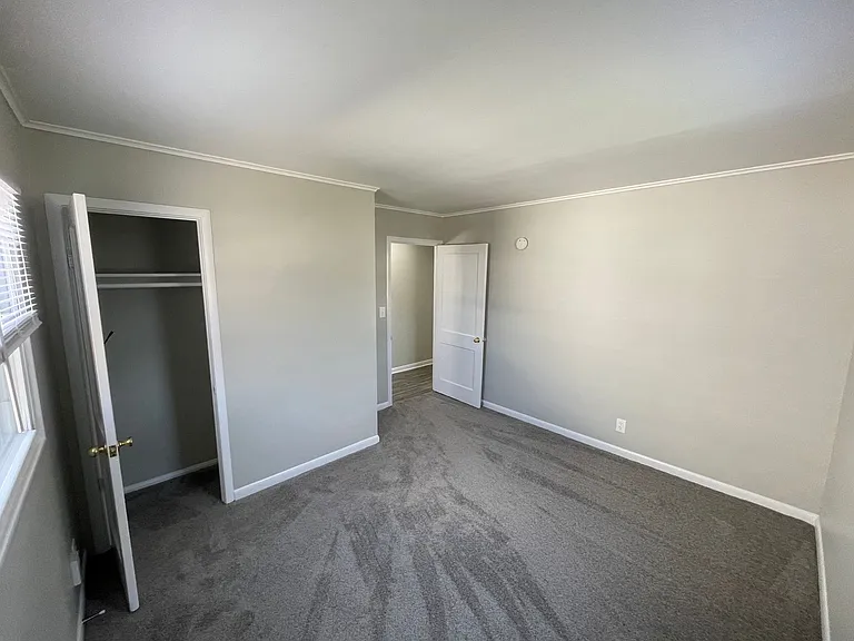 2160 Ulen Ln — Photo 7