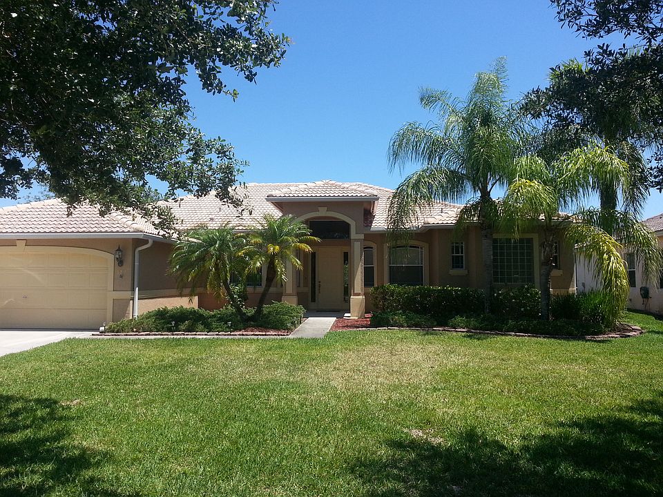 Waterfront, large lot, 2 cg