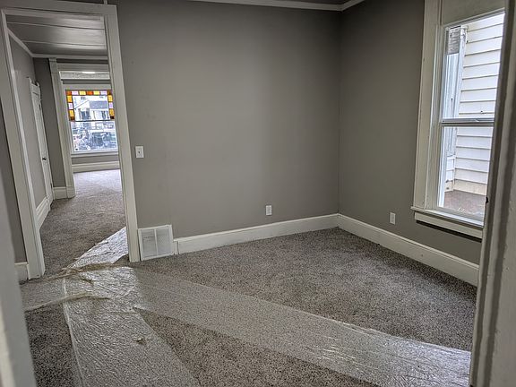 4th image of 56 S 16th St #1-2