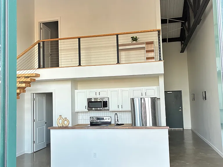 Lofts at the WB — Photo 6
