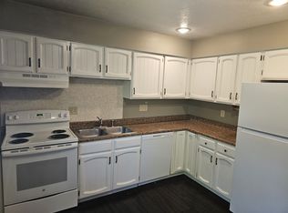 3162 N Prosser Ave, Akron, OH 44319