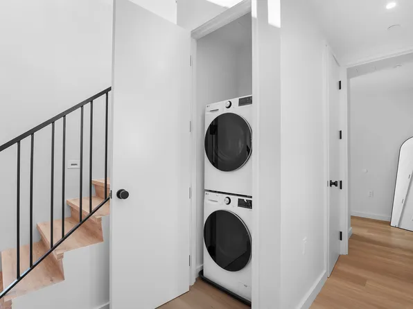 16 West Street image 9 of 15