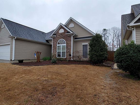 4th image of 51 Village Park Dr