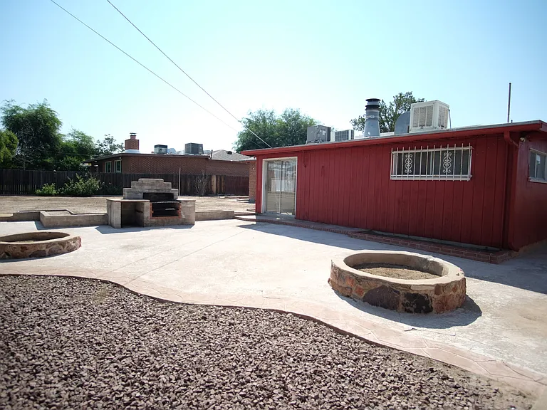 4917 E Timrod St — Photo 22