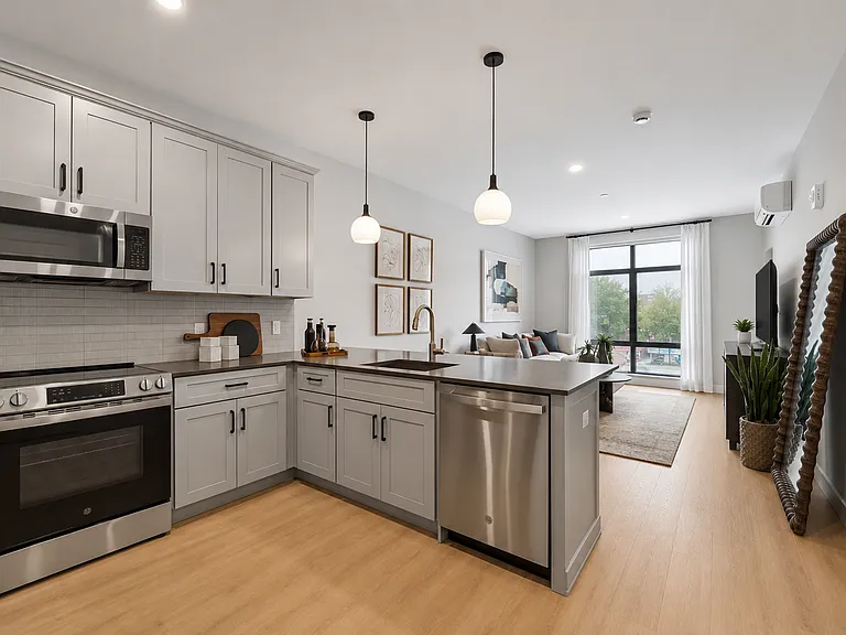 OneWest Apartments — Photo 25