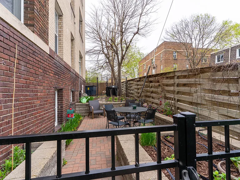 1110 W 25th St #302 — Photo 18