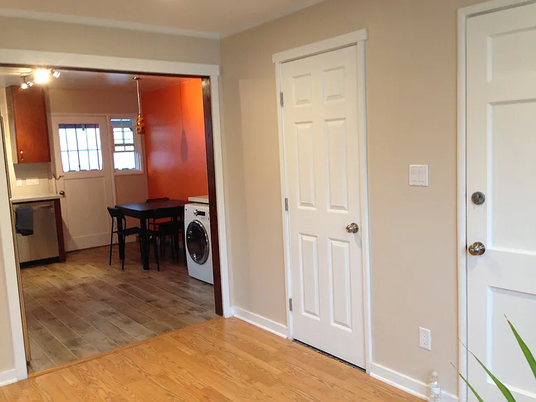 1613 Dwight Way — Photo 9