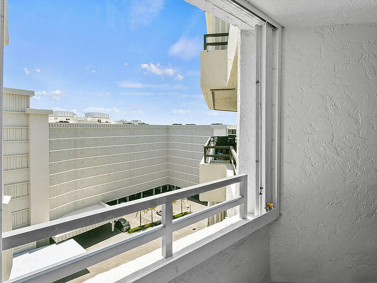 3560 S Ocean Blvd #907 — Photo 37