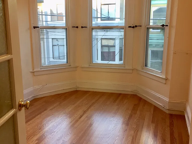 164 Lexington St #2 — Photo 8