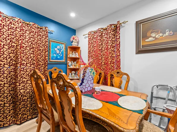 67-02 Almeda Avenue image 12 of 41