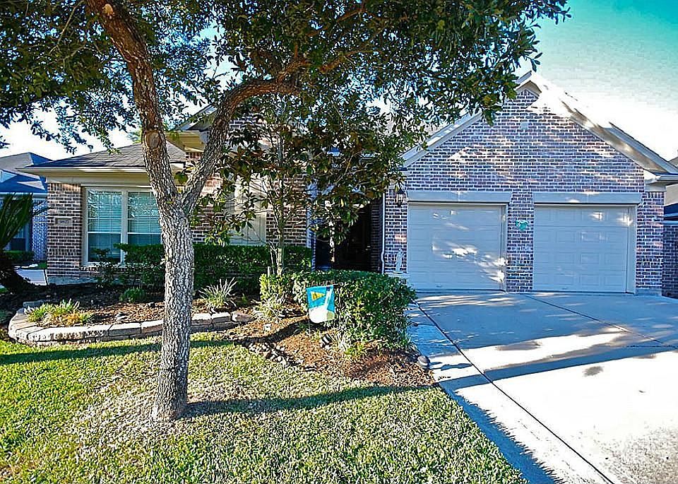 1st image of 9827 McMahon Ct