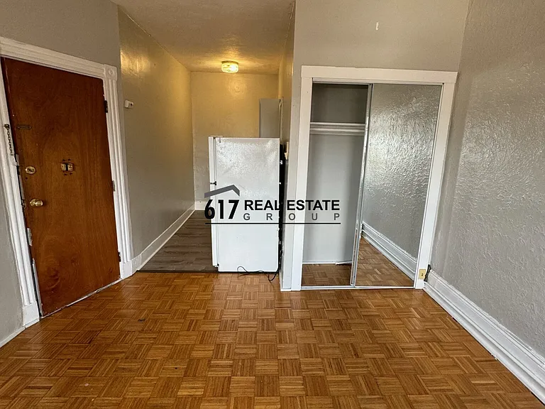 40 Anderson St #19 — Photo 2