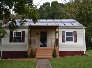 3720 Crestwood Dr, Kingsport, TN 37664