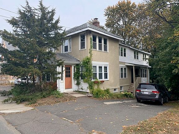 3rd image of 237 Bridge St