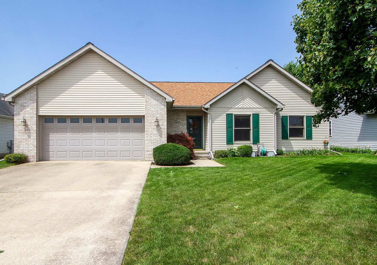 1353 Derby Dr, Bourbonnais, IL 60914 Zillow