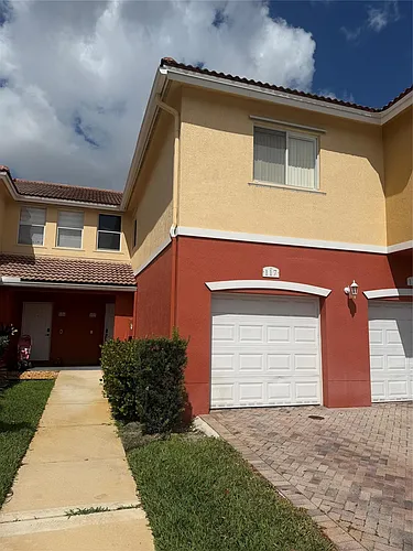 7401 Palomino Dr #117 Photo 1