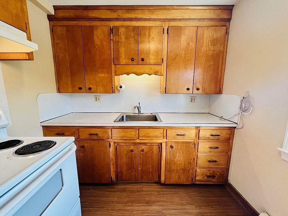 28 Baker St Foxboro, MA, 02035 Apartments for Rent Zillow