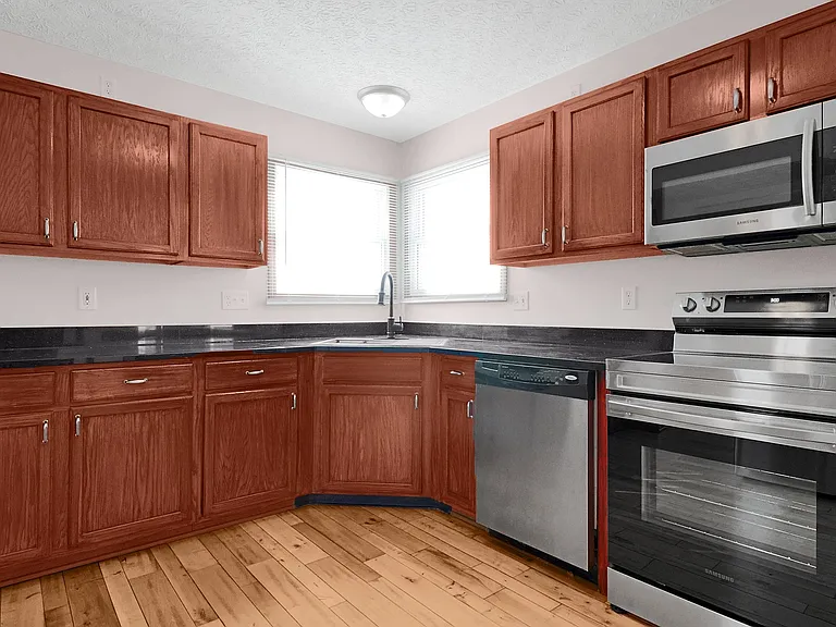 321 Amber Wood Way — Photo 30
