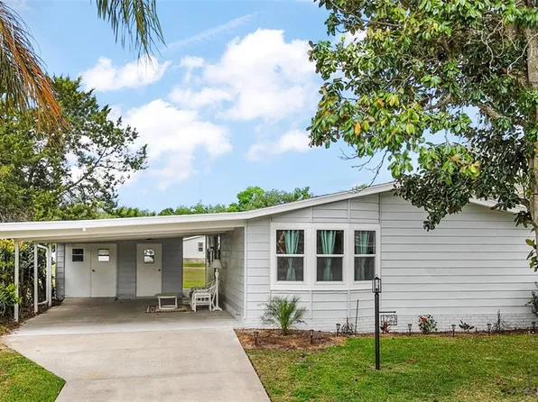 1723 Pietro Pl, Lady Lake, FL 32159
