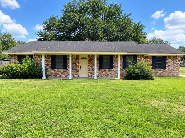 188 Louise St, Bridge City, TX 77611