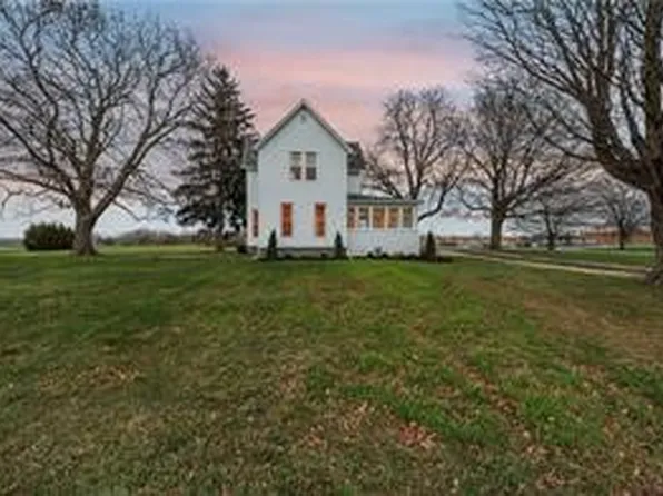 6977 Lewiston Rd, Oakfield, NY 14125