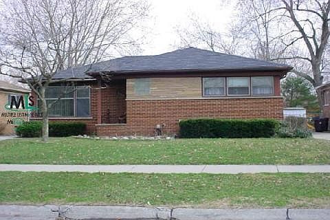 1st image of 21900 Stratford St