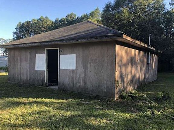3rd image of 36456 Central Ave