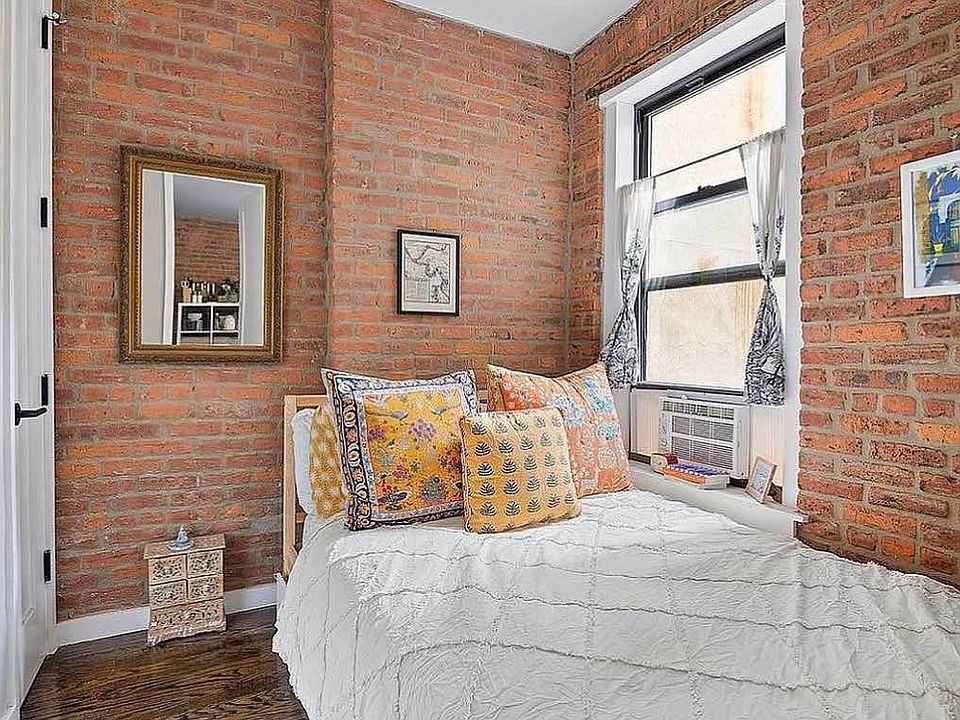 1st image of 150 E 2nd St #4F