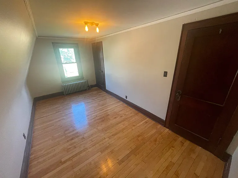 2924 Emerson Ave N #2 — Photo 6
