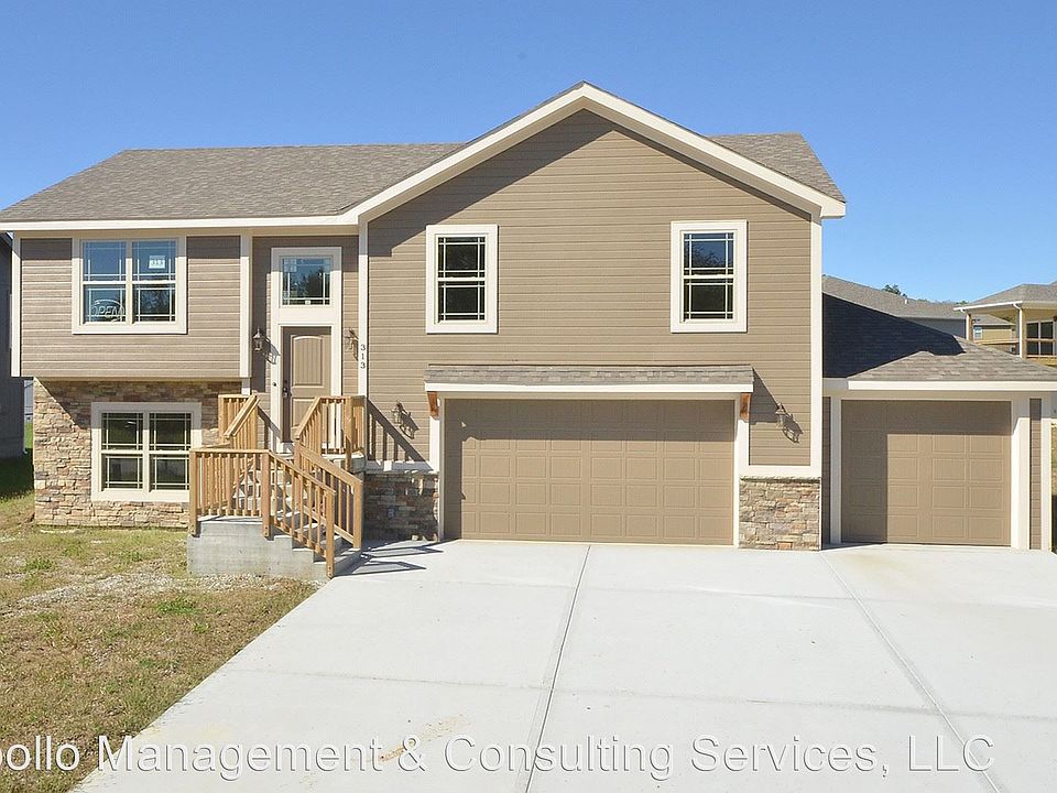 1st image of 313 Fairview Cir