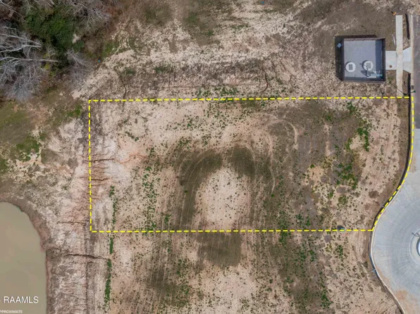 207 McCord Dr, Lafayette, LA 70508