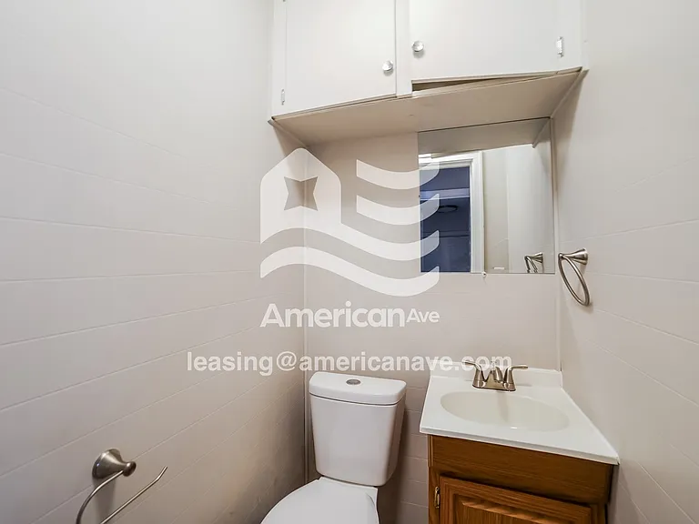 1162681_014_wm_-_bathroom_13401168.jpg