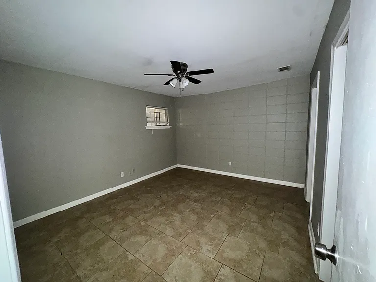 1215 Truxton St #203 — Photo 6
