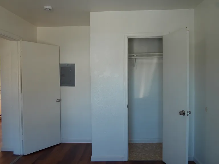 5702 Lindhurst Ave — Photo 8