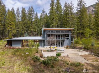 589 Lost River Road, Mazama, WA 98833