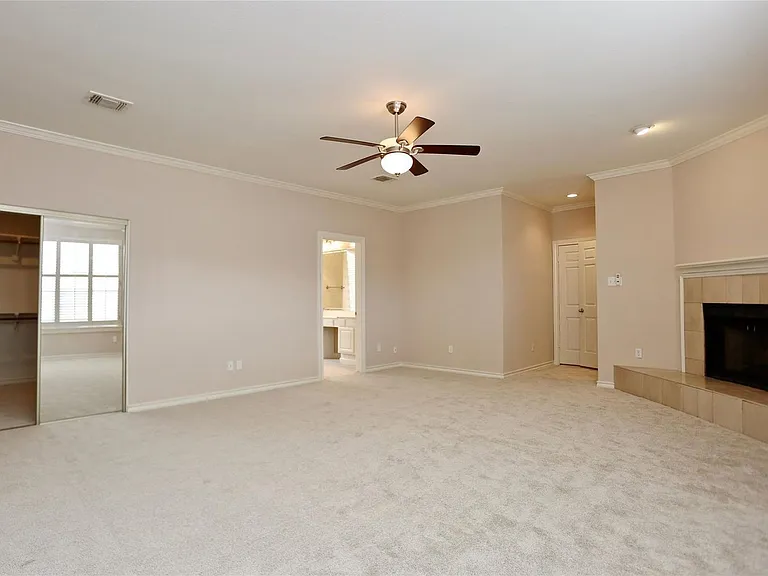1721 Potomac Dr #C — Photo 6
