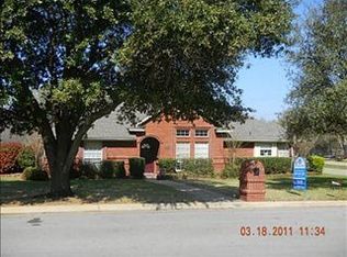 2925 Roaring Springs Rd, Grapevine, TX 76051