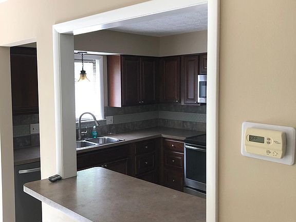 2nd image of 4452 Donna Dr #329