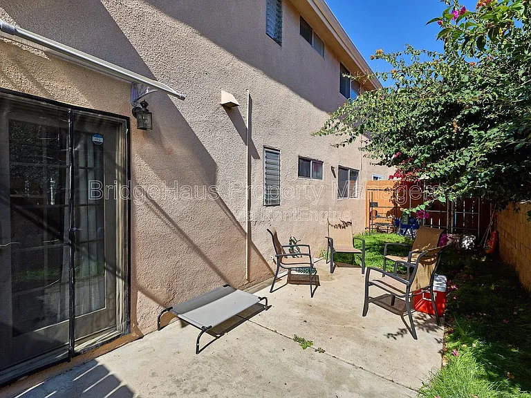 4560 Maple Ave #124 — Photo 11