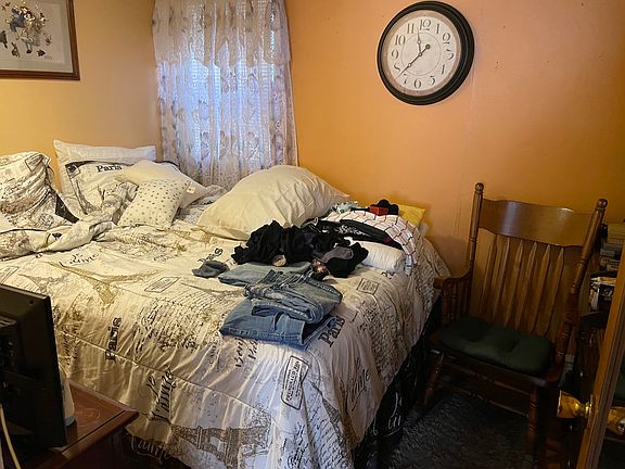 5th image of 4327 N Lawndale Ave