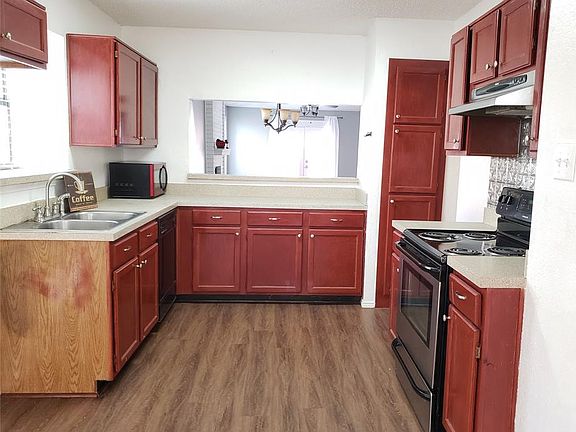 5th image of 6405 Minuteman Ln