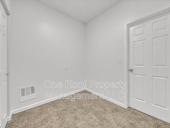 5th image of 324 N Hardesty Ave Unit 1