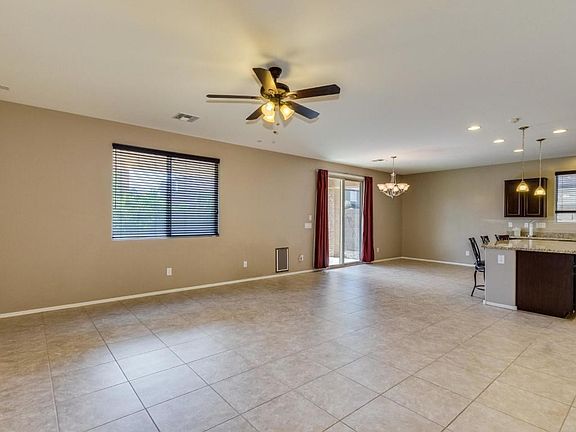 Great Room - looking to dining