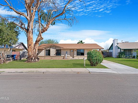 2nd image of 2573 E COMMONWEALTH Circle