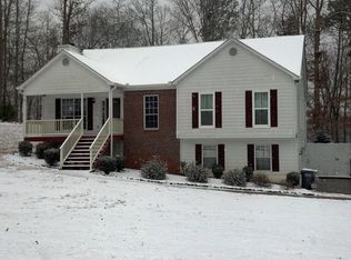 218 Lakepointe Ct, Stockbridge, GA 30281