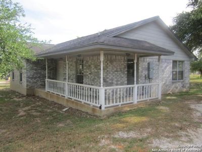 226 Long Creek Dr, Floresville, TX, 78114