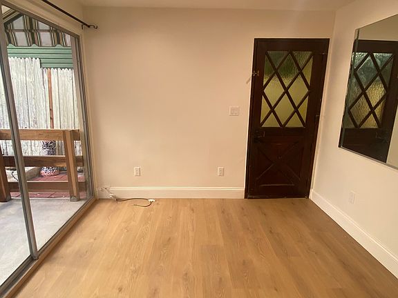 4th image of 2410 Palm Dr #C