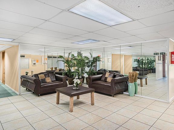 5th image of 2000 Atlantic Shores Boulevard #503