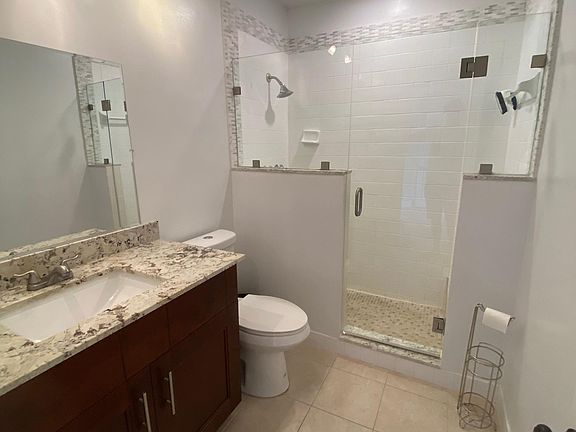 5th image of 2424 SE Seventeen Street Cswy #312B